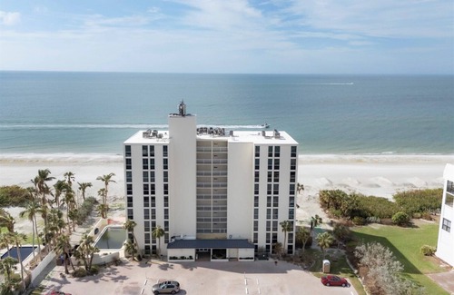 Longboat Key Condominio | Arbomar 802 2/2 LBK Condo by FVC