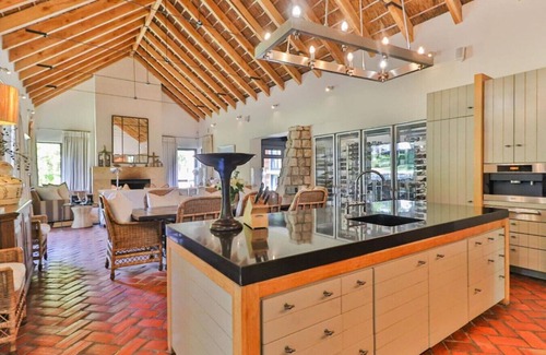 Fernkloof Villa | Arc House Family Villa - large pool