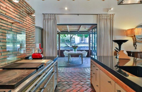 Fernkloof Villa | Arc House Family Villa - large pool