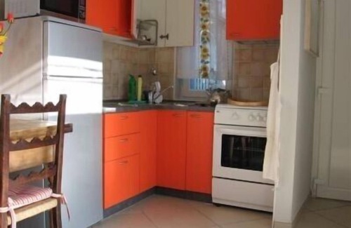 Miasino Apartamento | Lago d'Orta: apartamento cuidadosamente restaurado con vistas al jardín + hermosas
