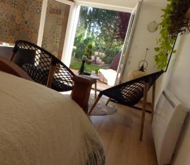 Labastide-Saint-Pierre Cama Y Desayuno | Arche de Lanoë jacuzzi