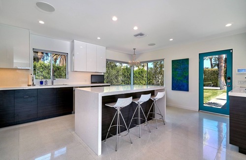 Old Las Palmas Casa | TODO NUEVO DISEÑO CASA 3 habitaciones 4 baños. Piscina y spa cerrada. Cerca del centro.