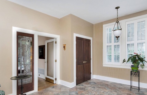 Red Bank Casa | Obra maestra arquitectónica en Red Bank NJ - carácter y encanto. Caminar a la ciudad.