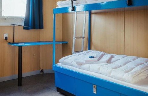 Center Hotel | ARCONA - Übernachten auf dem Wasser - direkt am Bontekai