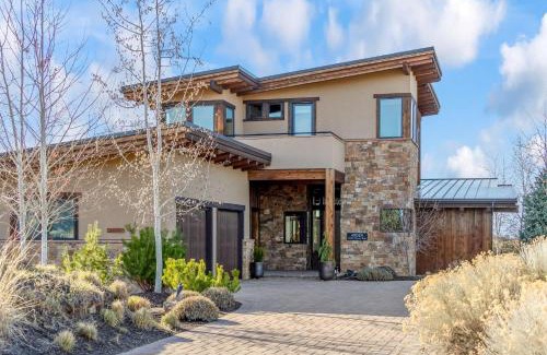 Pronghorn Casa | Arden House
