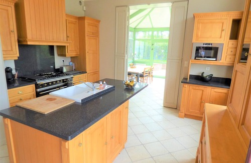 Douville-sur-Andelle Villa | Área 8000m2: Villa / Lounge-Pool int./ Tenis / 50 ACTIVIDADES cerca de Lyons La Foret