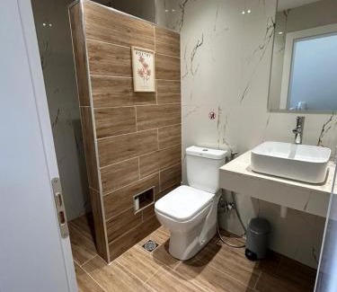 Himare Cama Y Desayuno | Areti Rooms Hotel