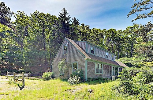 Orleans Casa | Areys Pond Point