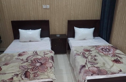 Lahore Hotel | Arfah Inn Hotel