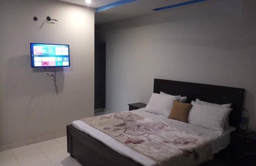 Lahore Hotel | Arfah Inn Hotel