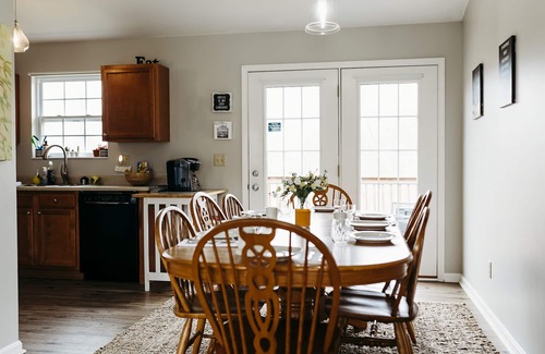 Dry Ridge Casa | Ark Encounter Oasis--4 bedrooms, 3 full baths, 5 minutes to Ark