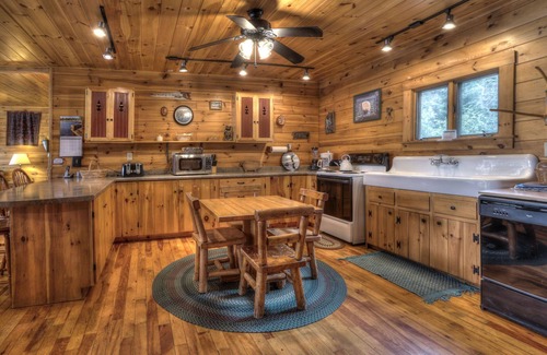 Rangeley Casa | Ark - Gull Pond home con área de paseo al agua