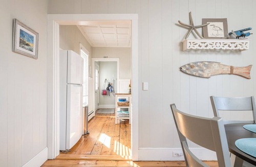 Willard Condominio | Ground floor 2 bed condo 1 block to Willard beach!