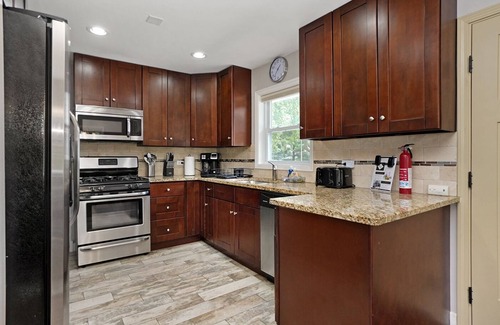 Arlington Heights Casa | Arlington Heights FHS Rental