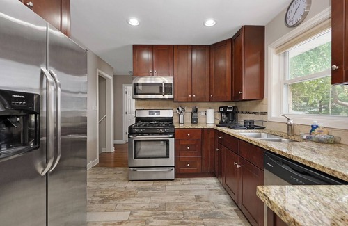 Arlington Heights Casa | Arlington Heights FHS Rental