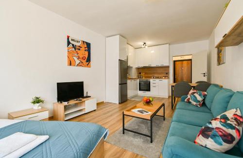 Mladost Apartamento | Armand de Lumière