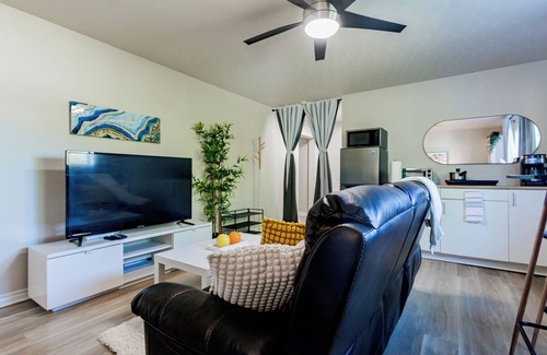 Halifax Apartamento | Armdale Retreat + Free Photoshoot!