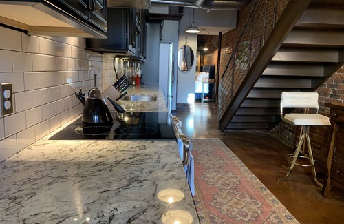 Arts District Condominio | Armstrong Corset Lofts 301-Downtown Arts District