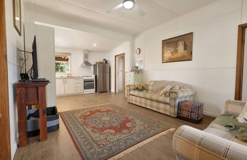 Paynesville Casa | Armstrong Cottage - Cozy Retreat Near the Lake