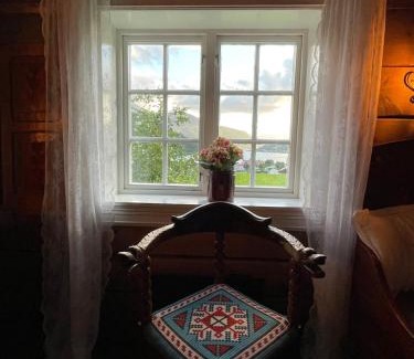 Loen Casa | Arnestova - villagehouse in Loen