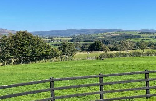 Omagh Cama Y Desayuno | Arney Lodge Farm