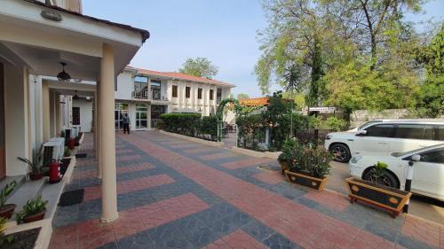 Central Equatoria Hotel | Aron International Hotel