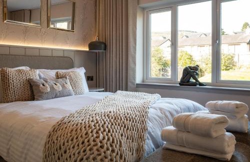 Isle of Arran Casa | Arran Shores Luxury Shorefront Apartment 9