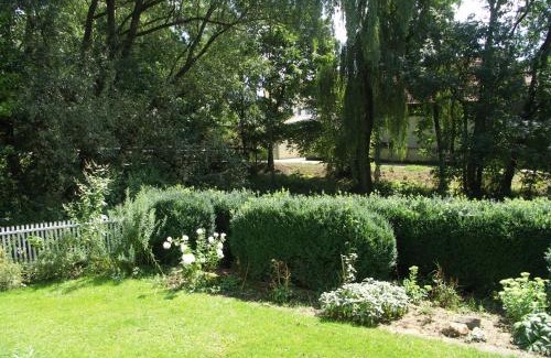 Allershausen Casa | ARRIVEL Pension Haus am Bach