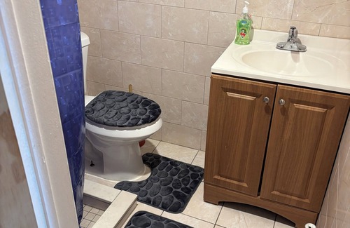Elmont Apartamento | Art apartment in Elmont New York 5 minutes from JFK very comfortable