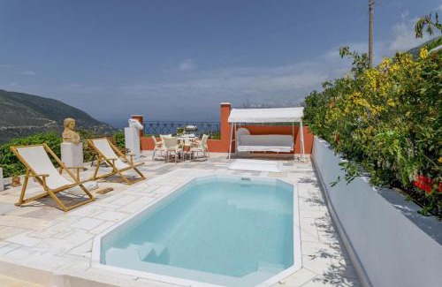 Kardhakata Villa | Art Gallery Villa Kefalonia Sea View and Breakfast