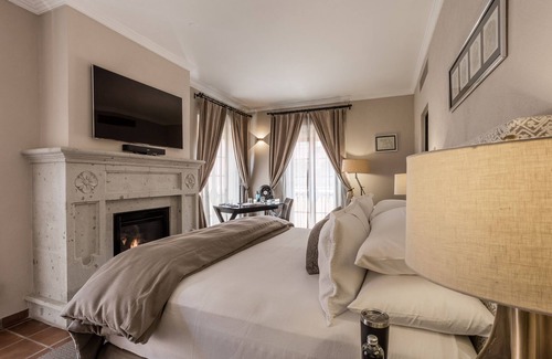 Zona Centro Hotel | Artesana – Privately Owned Rosewood Residence