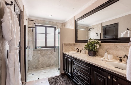 Zona Centro Hotel | Artesana – Privately Owned Rosewood Residence