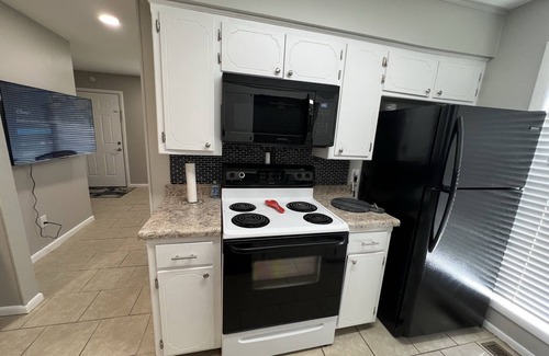 Fort Smith Casa | Artistic Centrally Located Duplex!