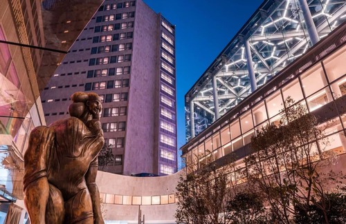 Hipódromo Casa | Artistic Hotel w/Stylish Vibe - Discover Nearby City Landmarks! Paws Welcome!