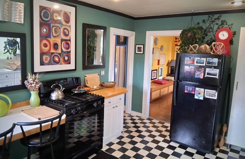 Greenwood Casa | Artists Hideaway Greenwood Seattle