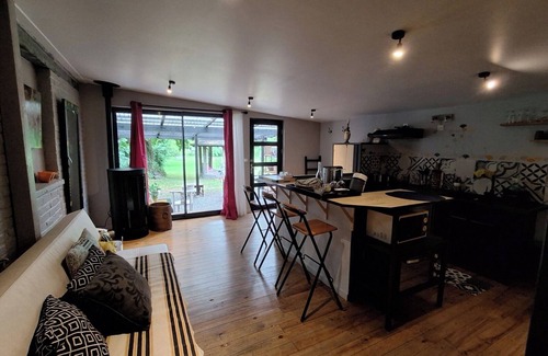 Thivencelle Chalet De Esquí | Artists' studio : "La Villa Saint Ghislain" : "GINKO" Studio