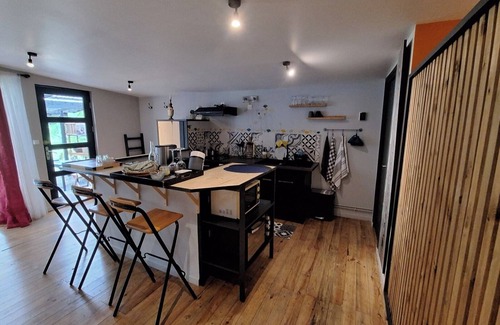 Thivencelle Chalet De Esquí | Artists' studio : "La Villa Saint Ghislain" : "GINKO" Studio