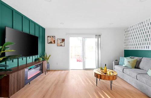 South Lamar Apartamento | Artsy Pad by S Lamar - Soco with Patio