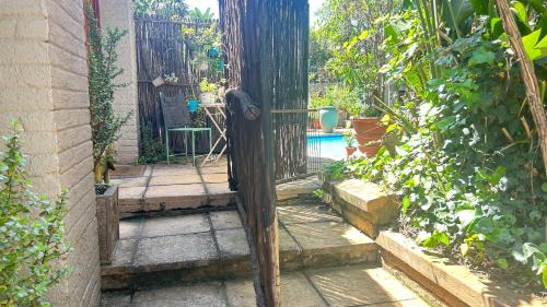 Greater Johannesburg Metropolitan Area Apartamento | Artzy's Studio - 1km to Olivedale Clinic