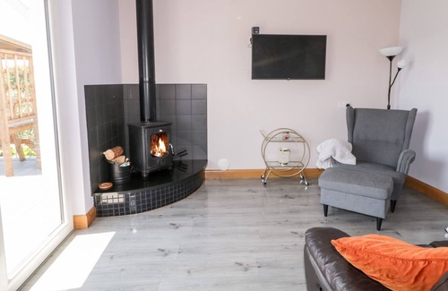 Omagh Cabina | ARVALEE COTTAGE, pet friendly, character holiday cottage in Omagh