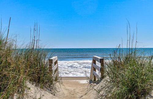 Kure Beach Casa | As Good As It Gets by Carolina Beach Realty