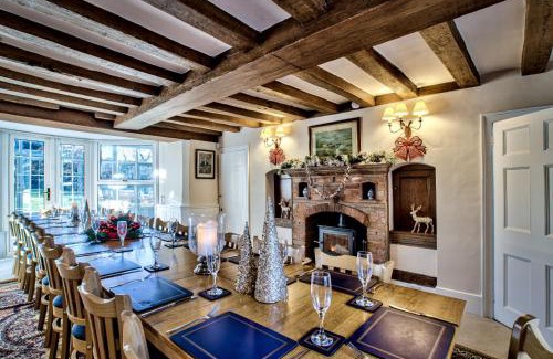 Stowmarket Casa | Ashfield Place Farm by Group Retreats