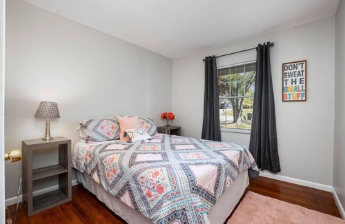 West Chester Casa | Ashwood Arbor 3 bedrooms 2 bath sleeps 8