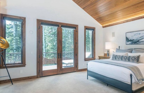 Mountain Village Casa | Aspen Grove Villa by Exceptional Stays