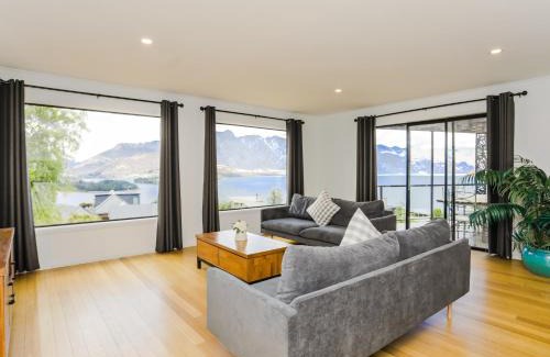 Fernhill Casa | Aspen Grove Villas