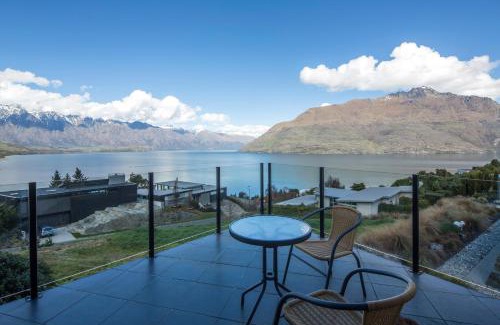 Fernhill Casa | Aspen Grove Villas