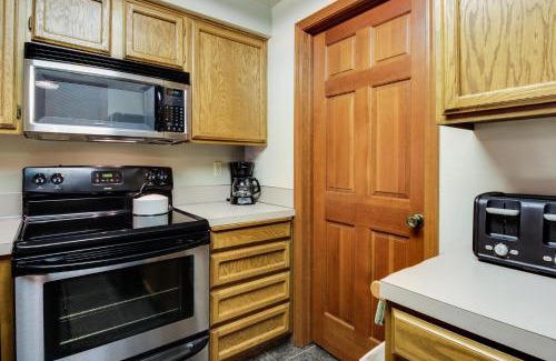 McCall Apartamento | Aspen Village Golf Course Condo - Fairways 71