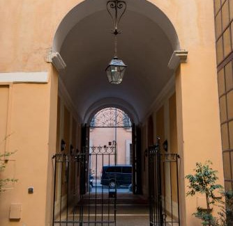 Rione VIII Sant'Eustachio Casa | Assunta Domus