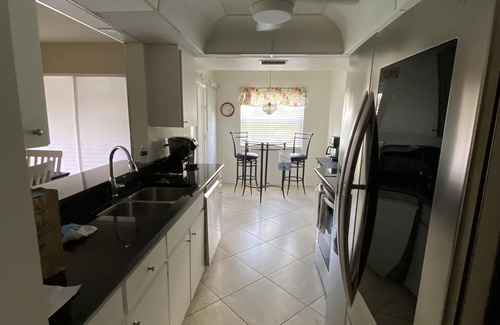 Braden River Condominio | Astounding sunsets overlooking The Meadows Golf & Country Club