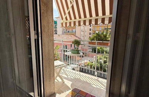 Ventimiglia Apartamento | At 200 meters from the beach, comfortable and cozy family accommodation.